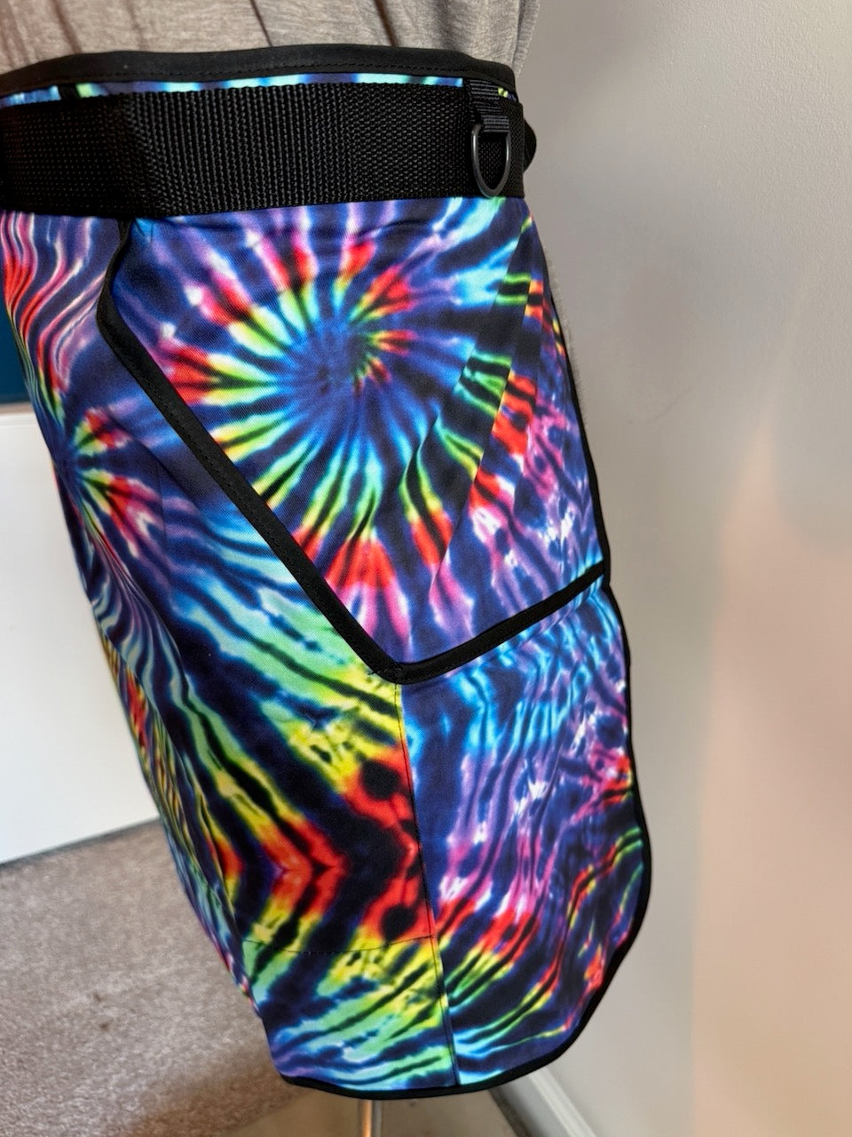 GRILLKILT Tailgater Grill Apron | Tie Dye With Removable Bib
