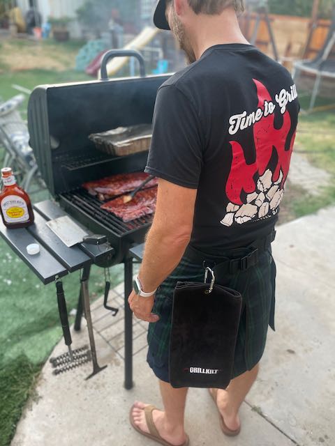 GRILLKILT | Grilling Apron with Bib| Black Watch Tartan