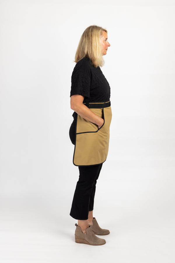 woman-posing-grilling-apron